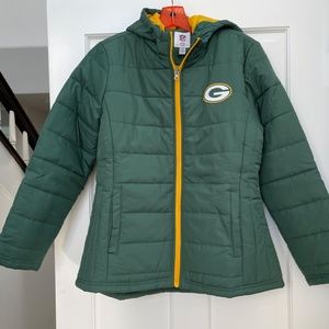 GREEN BAY PACKERS WOMEN'S PUFFER JACKET / SZ M OR L / NEW / RARE / GO PACK GO!